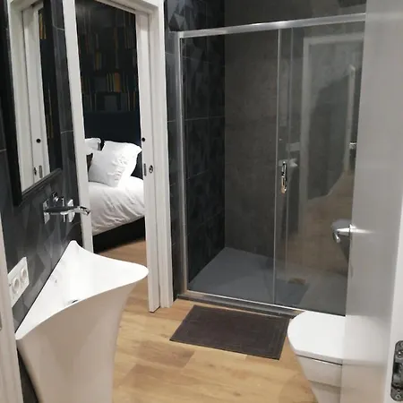 Big 4 In A Centric Parking Included Vakantiehuis San Sebastian