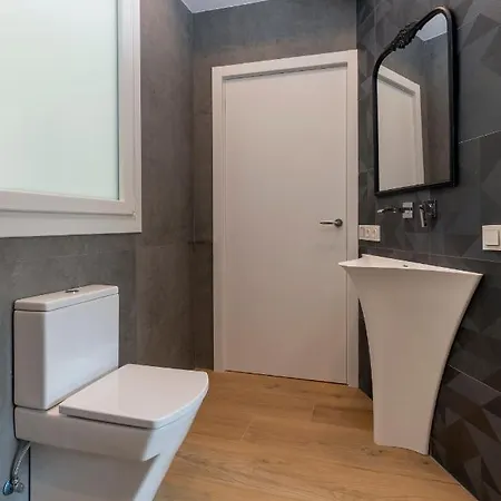 Vakantiehuis Big 4 In A Centric Parking Included San Sebastian