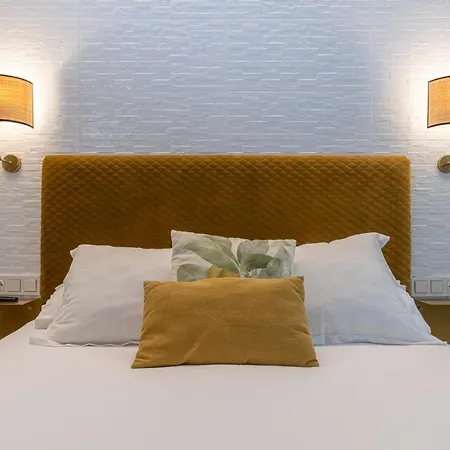 Big 4 In A Centric Parking Included Vakantiehuis