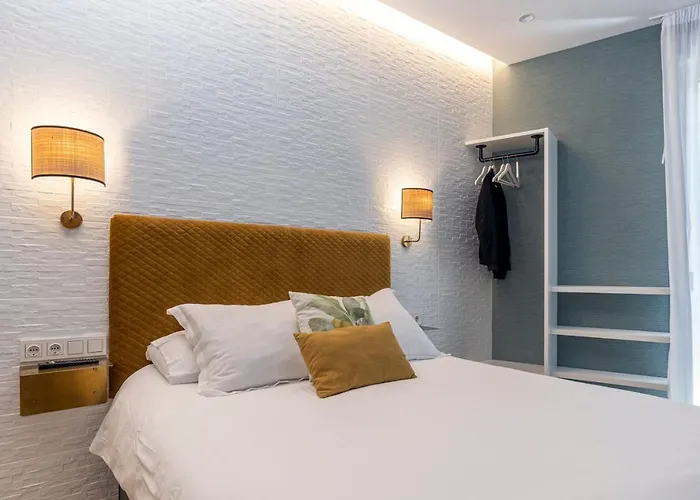 Big 4 In A Centric Parking Included Holiday home