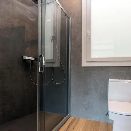 Nyaraló Big 4 In A Centric Parking Included