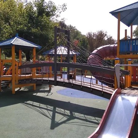 Big 4 In A Centric Parking Included Nyaraló