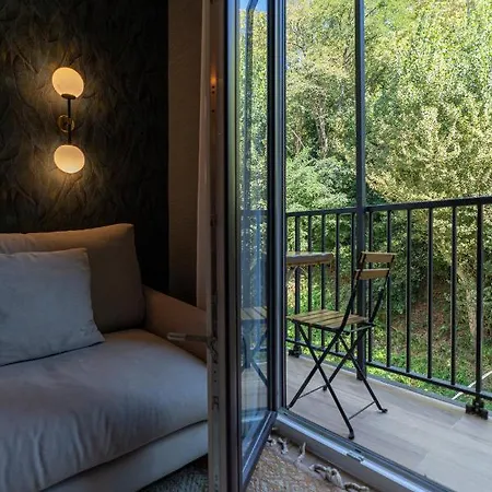 Big 4 In A Centric Parking Included Nyaraló