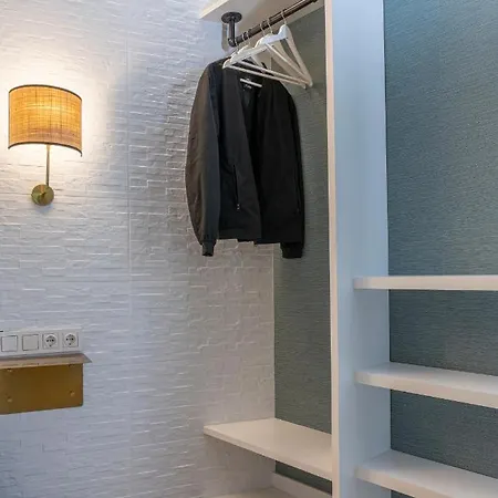 Big 4 In A Centric Parking Included Nyaraló *