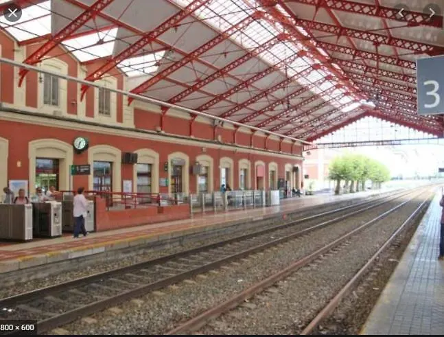 Big 4 In A Centric Parking Included